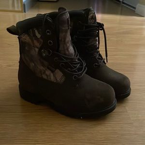 Boys snow/hiking boots